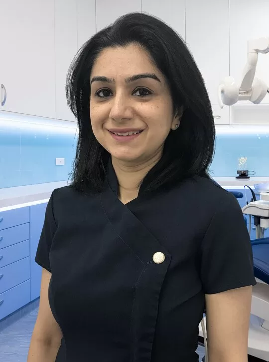 Cosmetic Dentist London - Dr Deepa our cosmetic dentist at our clinic in London Waterloo and Marble Arch - mobile